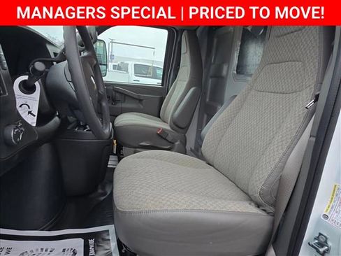 New 2025 Chevrolet Express 3500 w/ Power Convenience Package image 20