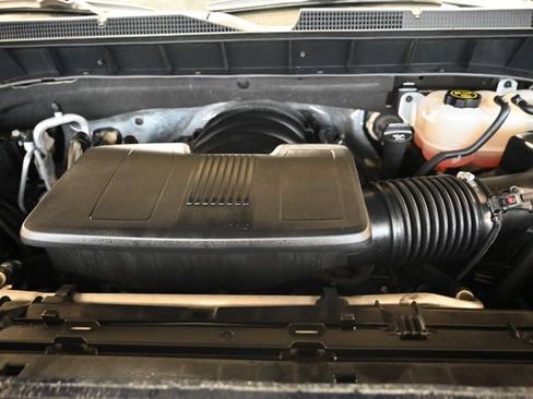 Used 2019 Chevrolet Silverado 1500 LT w/ All-Star Edition AWD/4WD image 28