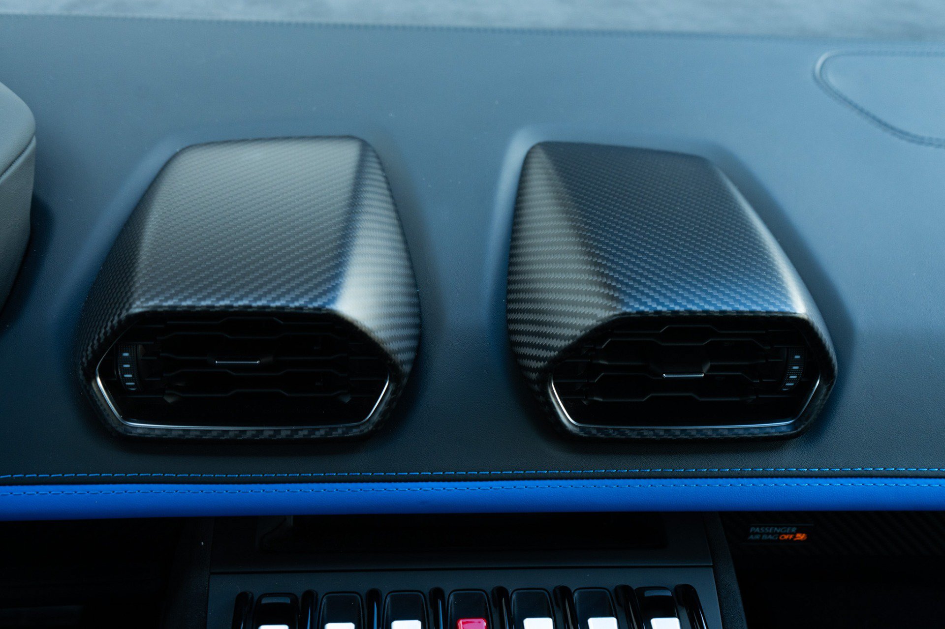 Used 2023 Lamborghini Huracan Tecnica RWD image 24