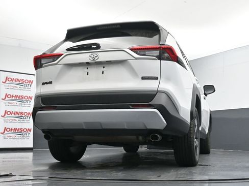 Used 2024 Toyota RAV4 Adventure image 23