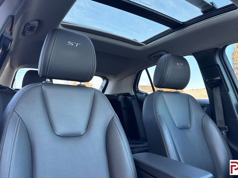 Used 2024 Buick Encore GX Sport Touring w/ Experience Buick Package image 19