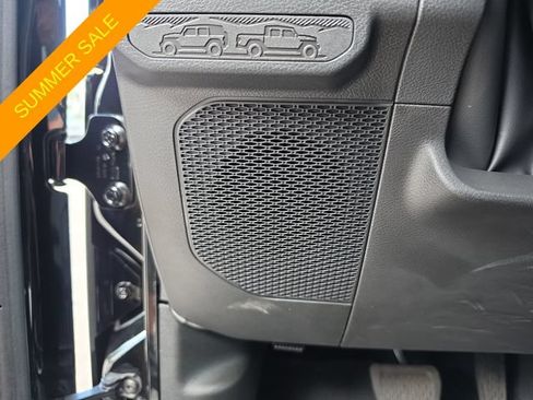 Certified 2025 Jeep Wrangler Sport AWD/4WD image 11