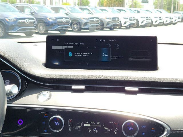 Used 2024 Genesis GV70 2.5T w/ Select Package AWD/4WD image 19