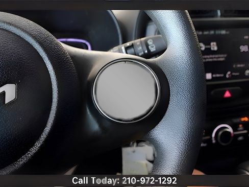 Certified 2024 Kia Soul LX w/ Option Group 015 image 19