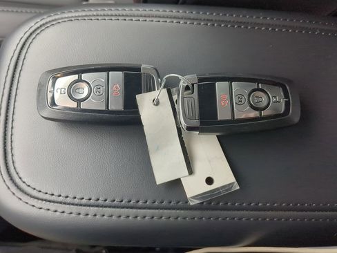 Certified 2024 Ford Maverick Lariat w/ Black Appearance Package image 27