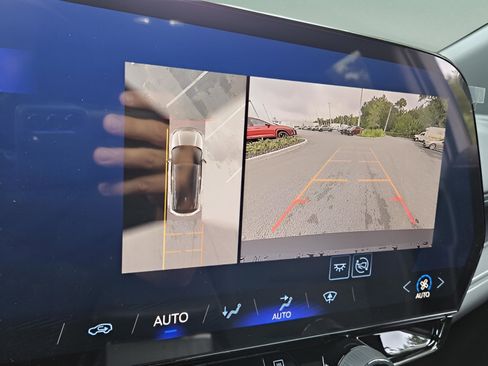 New 2025 Chevrolet Blazer EV LT w/ Midnight/Sport Edition image 13