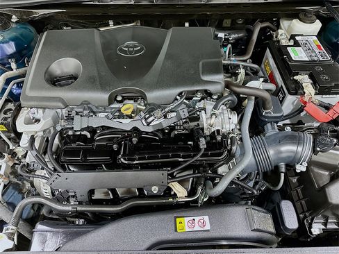 Used 2021 Toyota Camry XSE w/ Carpet Mat Package (TMS) image 32