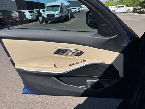 Used 2021 BMW 330i Sedan w/ Convenience Package RWD image 13