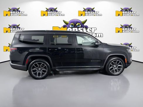 Used 2022 Jeep Wagoneer Series II AWD/4WD image 4