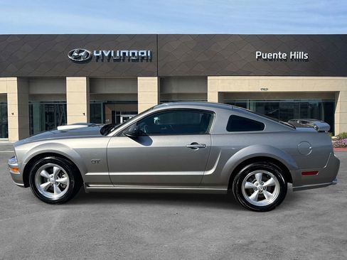 Used 2008 Ford Mustang GT image 3