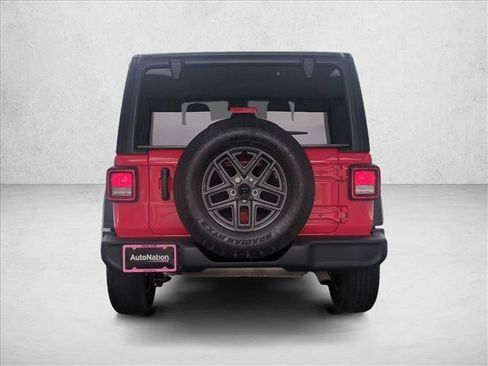 Used 2024 Jeep Wrangler Unlimited Sport AWD/4WD image 7