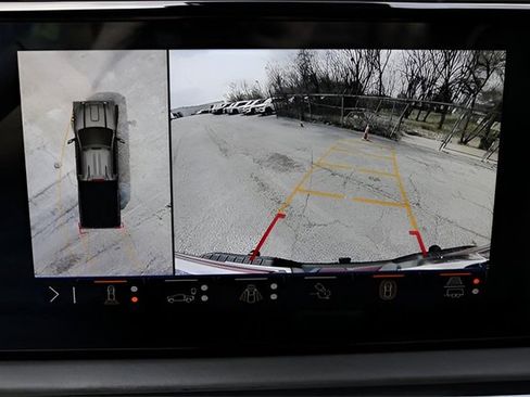 Used 2024 GMC Sierra 2500 AT4X w/ AT4X AEV Edition image 25