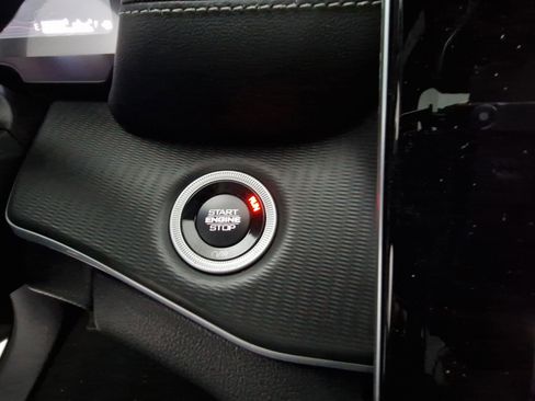 New 2025 Jeep Grand Cherokee L Altitude image 19