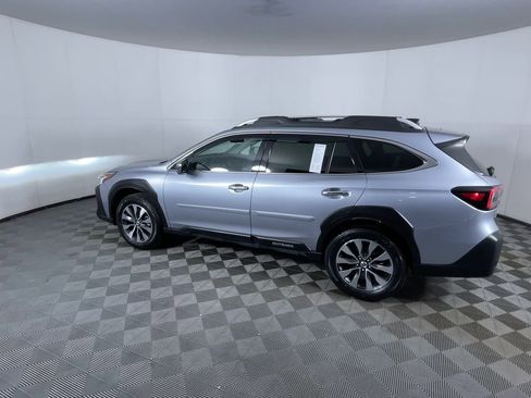 Used 2023 Subaru Outback Touring XT image 6