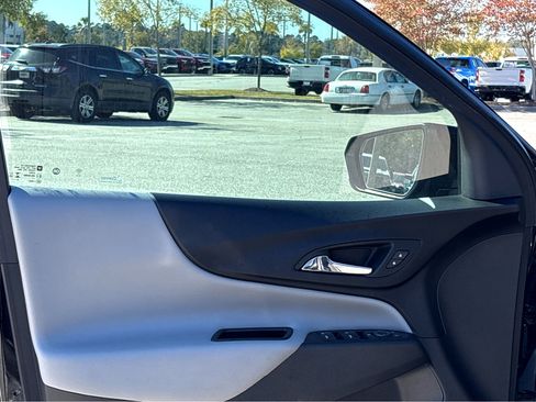 New 2024 Chevrolet Equinox LS w/ Driver Confidence II Package image 11