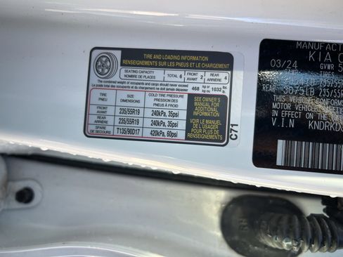 Certified 2025 Kia Sorento SX Prestige image 25