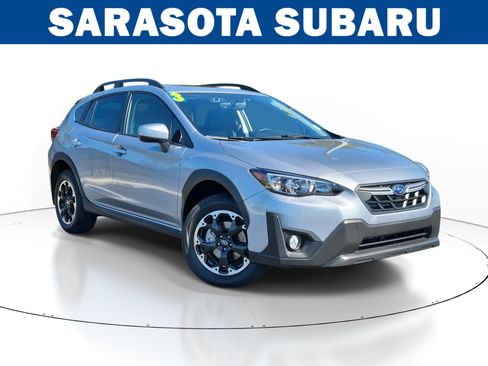 Certified 2023 Subaru Crosstrek 2.0i Premium image 1
