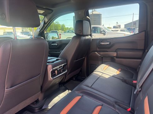 Used 2021 GMC Sierra 1500 AT4 w/ AT4 Premium Package AWD/4WD image 10