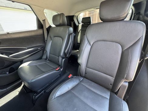 Used 2017 Hyundai Santa Fe Limited w/ Cargo Package AWD/4WD image 28