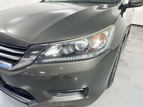 Used 2013 Honda Accord LX image 27