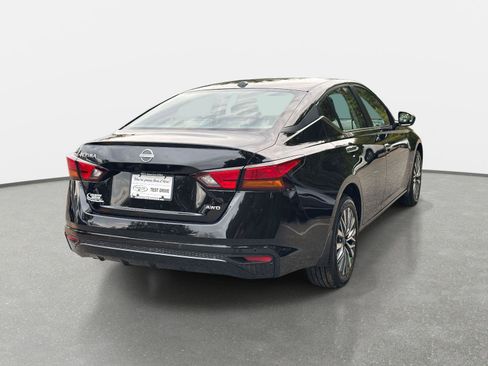 New 2025 Nissan Altima 2.5 SV image 5