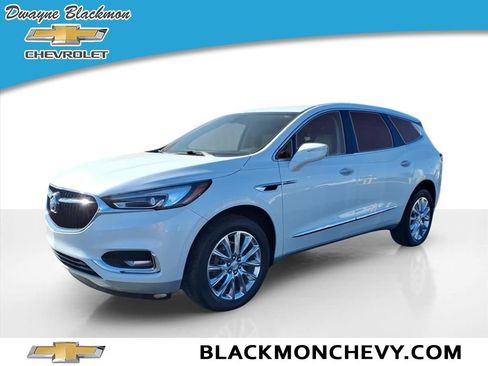 Used 2020 Buick Enclave Essence w/ LPO, Floor Liner Package image 7