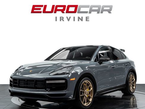 Used 2022 Porsche Cayenne Turbo GT AWD/4WD image 1