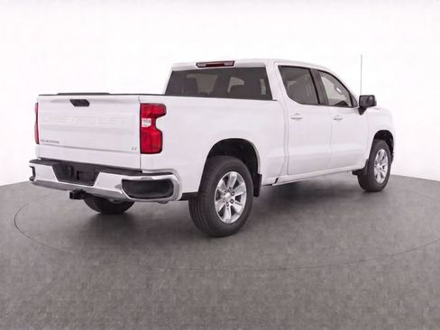 Used 2025 Chevrolet Silverado 1500 LT RWD image 6