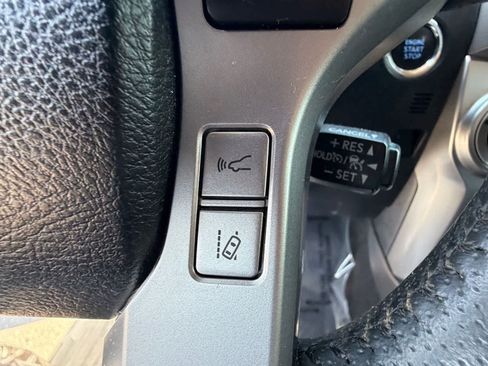 Used 2021 Toyota 4Runner SR5 RWD image 30