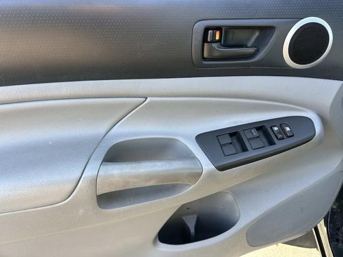 Used 2013 Toyota Tacoma Base w/ SR5 Pkg image 15