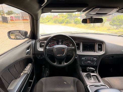 Used 2022 Dodge Charger SXT RWD image 26