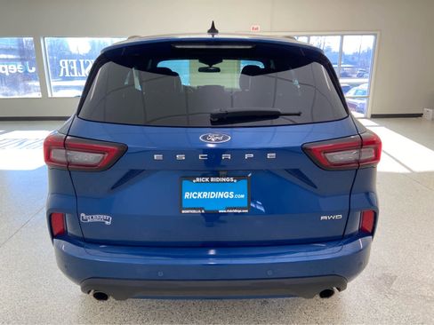 Used 2023 Ford Escape ST-Line w/ Tech Pack #1 image 8