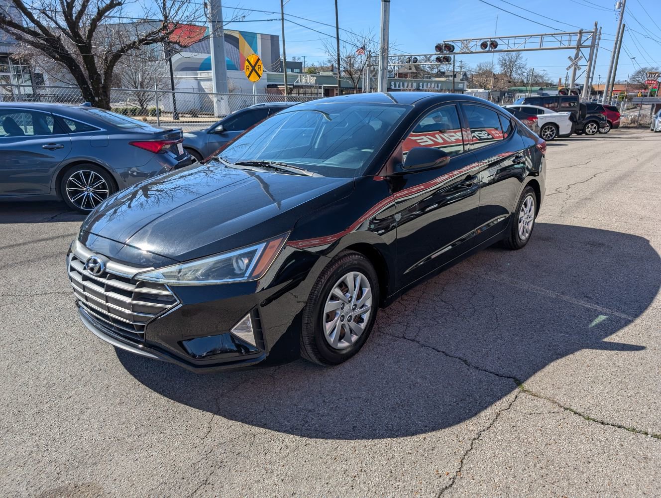 Used 2019 Hyundai Elantra SE w/ Cargo Package FWD image 1