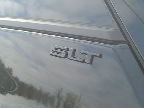 Used 2020 GMC Terrain SLT image 6