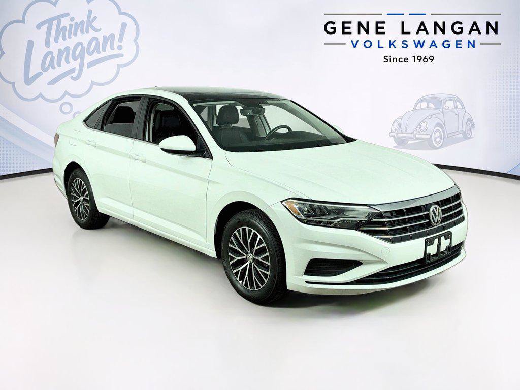 Used 2020 Volkswagen Jetta SE w/ SE Cold Weather Package FWD image 3