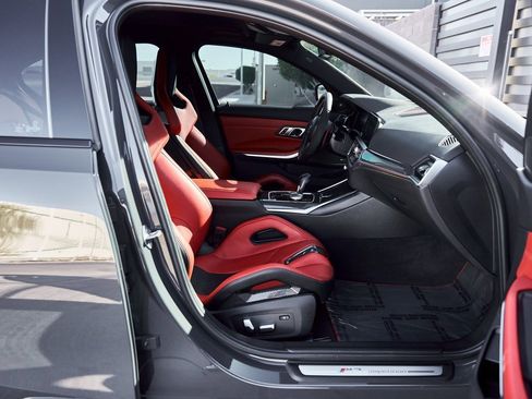 Used 2022 BMW M3 Competition w/ M Carbon Exterior Package image 37