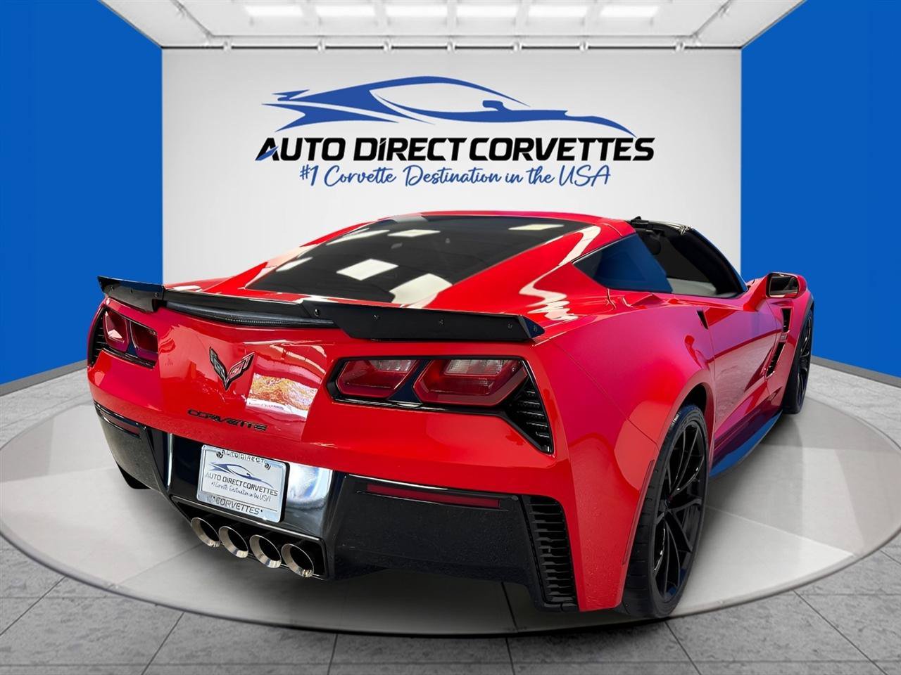 Used 2019 Chevrolet Corvette Grand Sport w/ Carbon Flash Badge Package RWD image 10