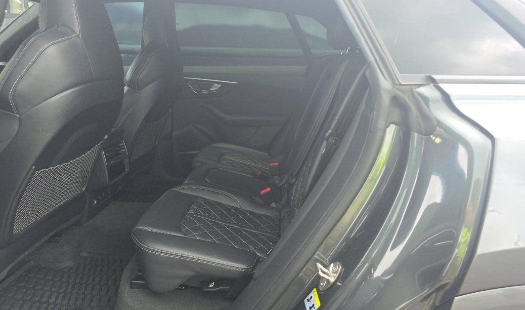 Used 2021 Audi SQ8 Premium Plus w/ SQ8 Black Optic Package AWD/4WD image 5