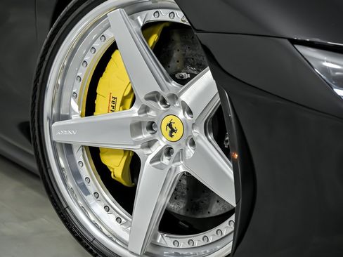 Used 2022 Ferrari SF90 Stradale image 4