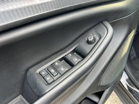 Used 2024 Jeep Grand Cherokee Altitude AWD/4WD image 18
