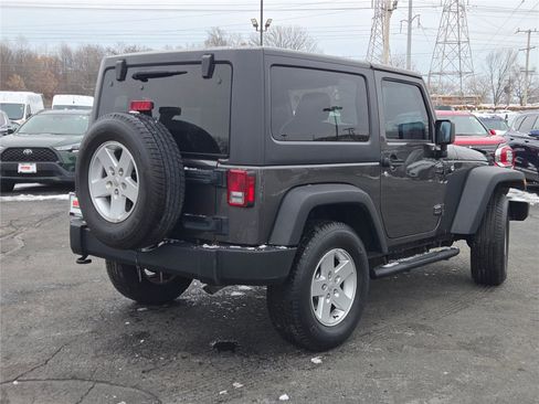 Certified 2018 Jeep Wrangler Sport image 9