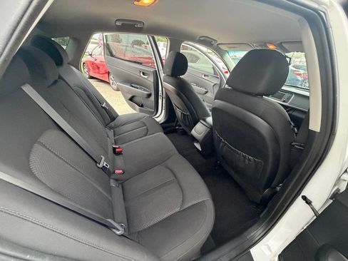 Used 2016 Kia Optima LX FWD image 11