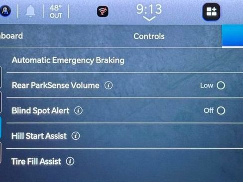 Used 2024 Jeep Wrangler Unlimited Rubicon image 35