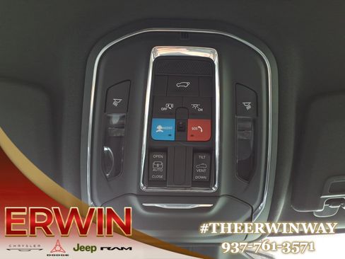 Certified 2024 Jeep Grand Cherokee Altitude image 22