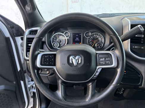 Used 2021 RAM 2500 Big Horn image 11