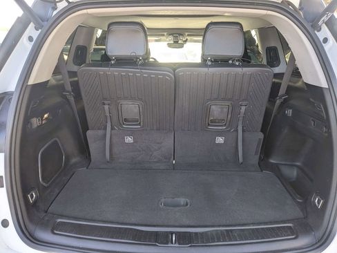 Used 2022 Jeep Grand Cherokee L Limited AWD/4WD image 13