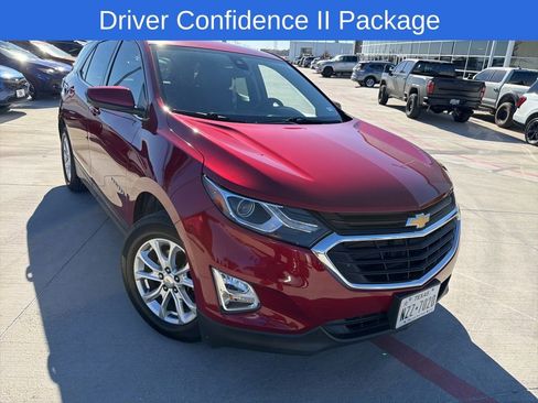 Used 2020 Chevrolet Equinox LT image 2