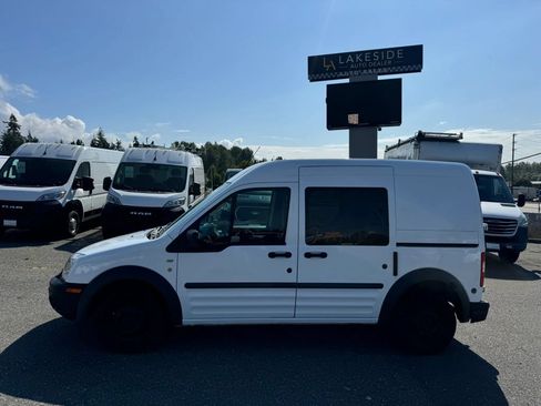 Used 2010 Ford Transit Connect XLT FWD image 4