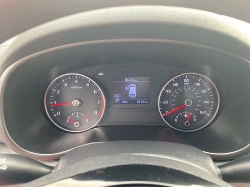 Used 2020 Kia Sportage LX AWD/4WD image 18