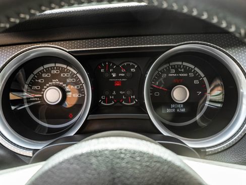 Used 2012 Ford Mustang Shelby GT500 w/ SVT Performance Pkg RWD image 15